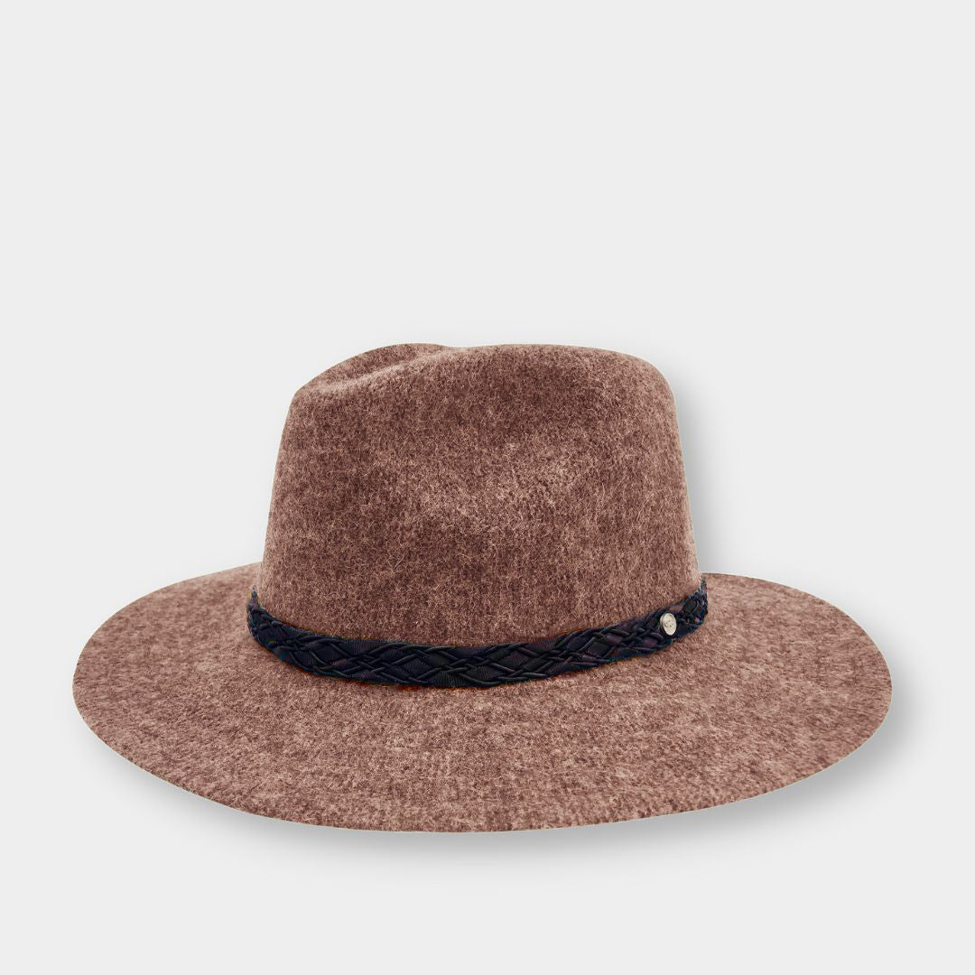 HOLLY Cut and Sew Winter Bucket