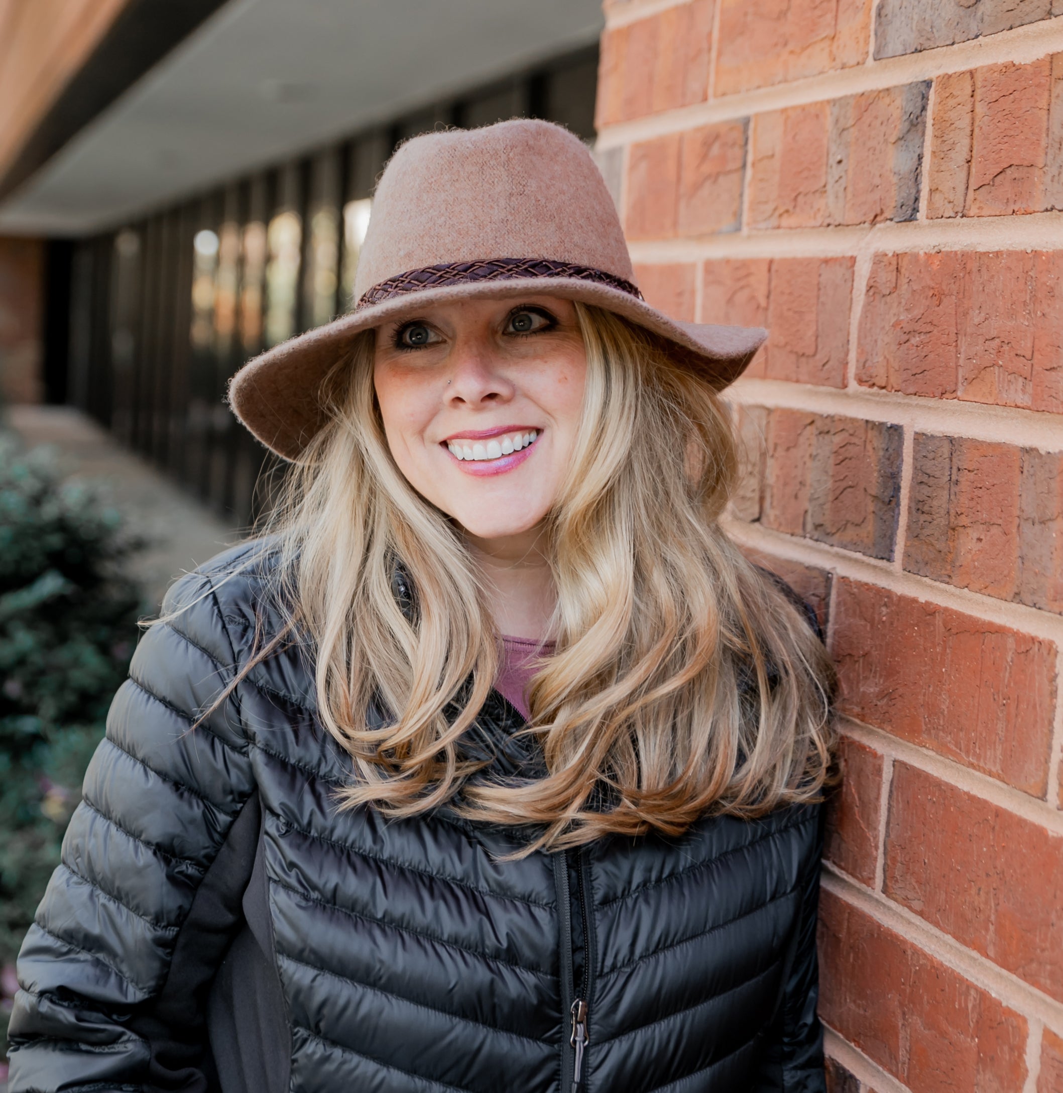 HOLLY Cut and Sew Winter Bucket