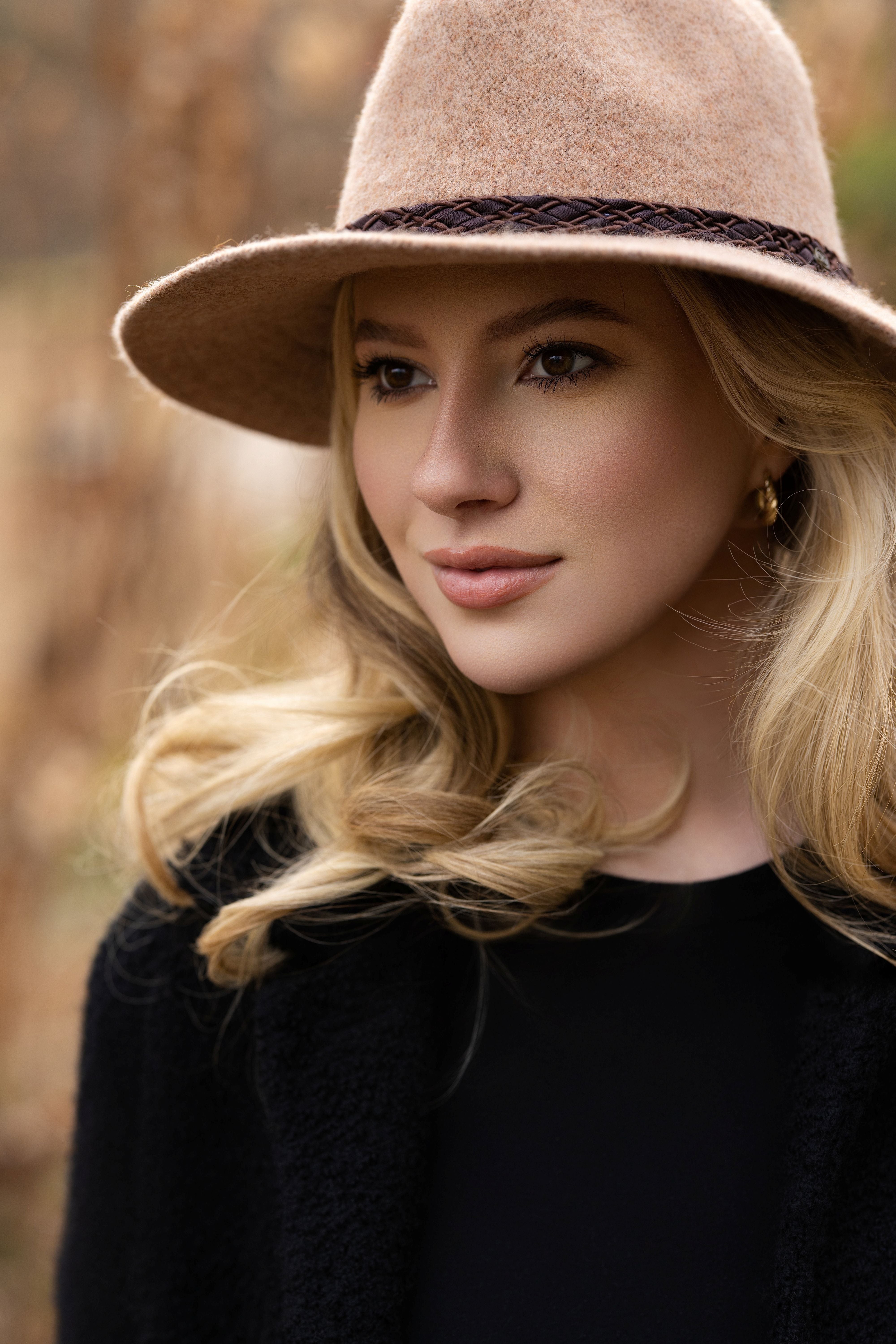 HOLLY Cut and Sew Winter Bucket