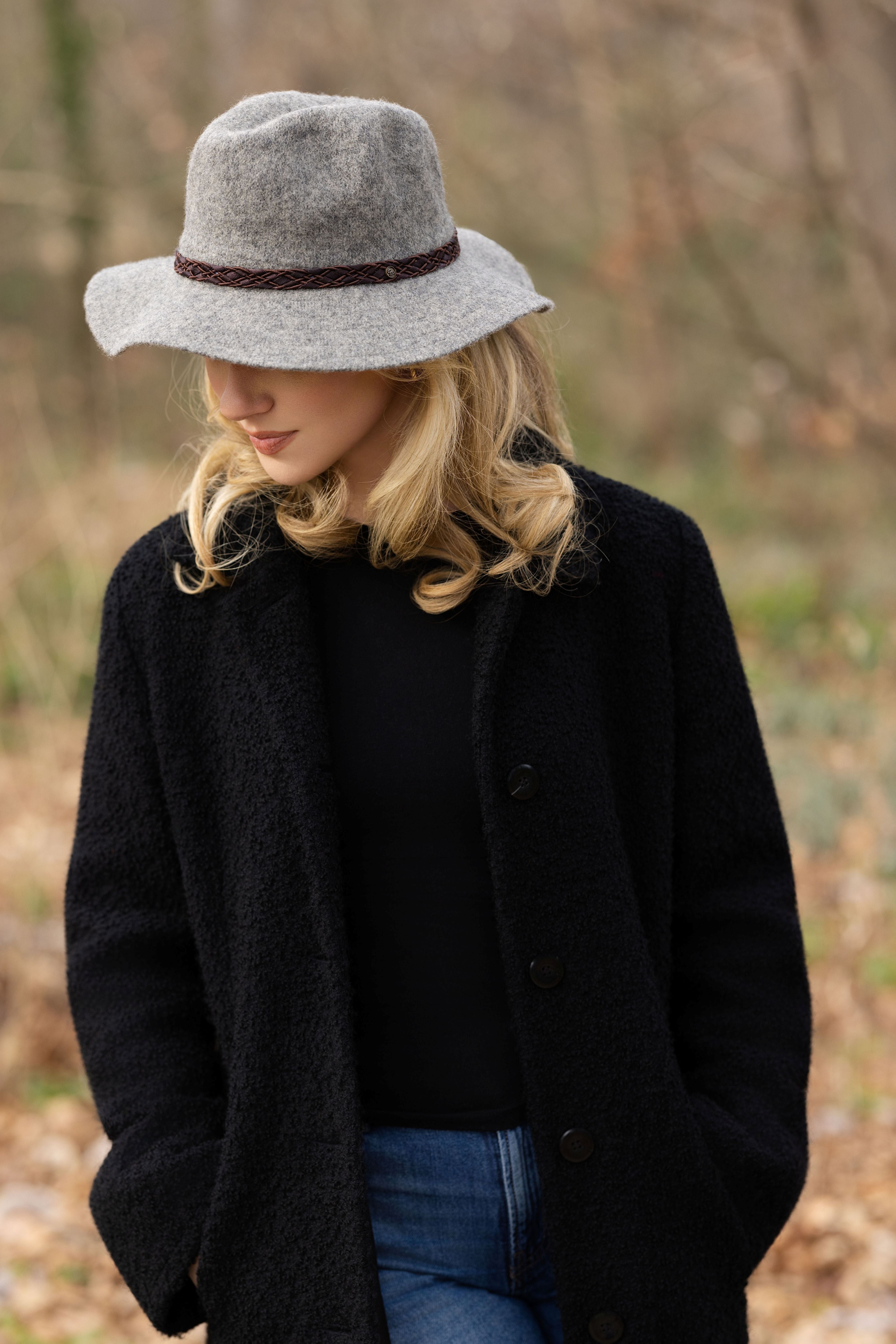 HOLLY Cut and Sew Winter Bucket